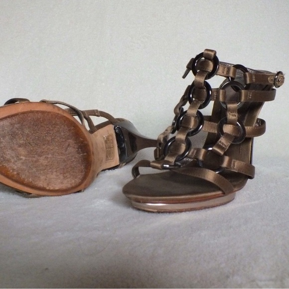 Bourne designer sandal - Picture 6 of 6